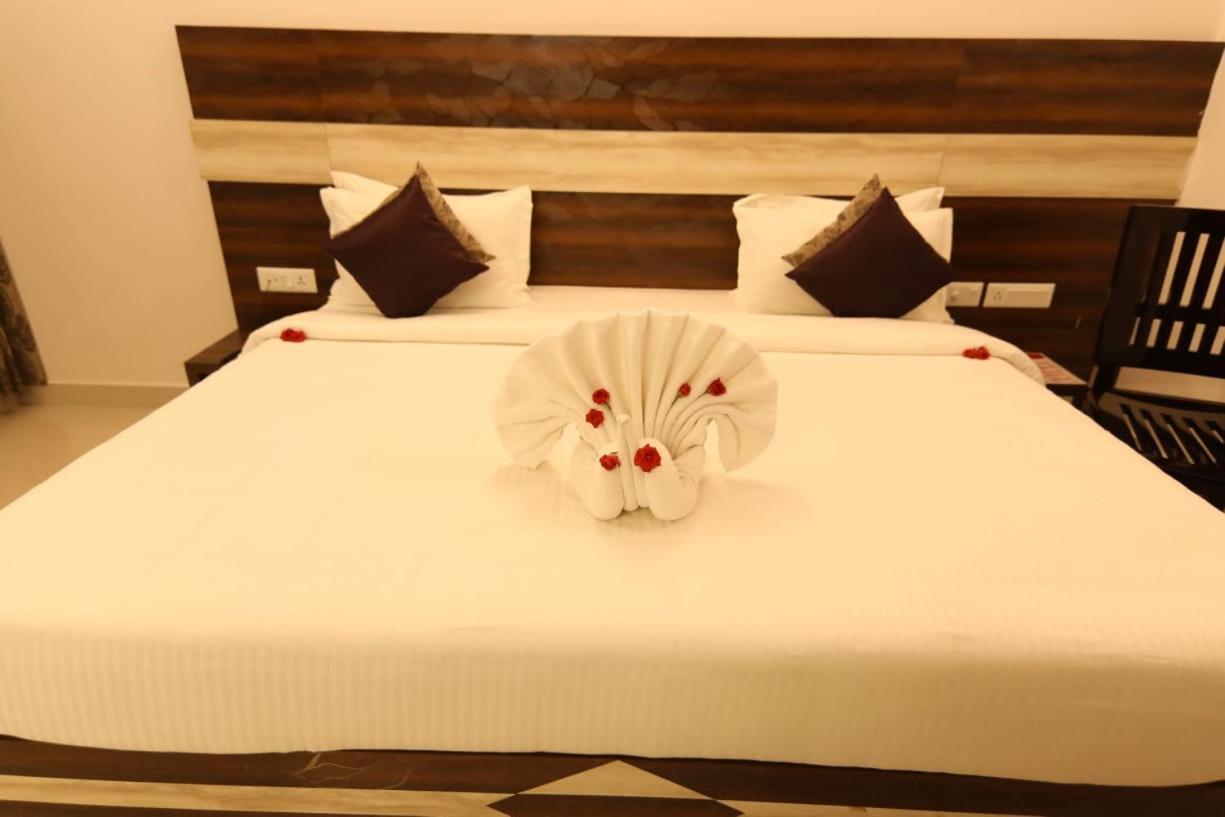 Sri Gnana Vedha Beach Residency Velankanni Ngoại thất bức ảnh