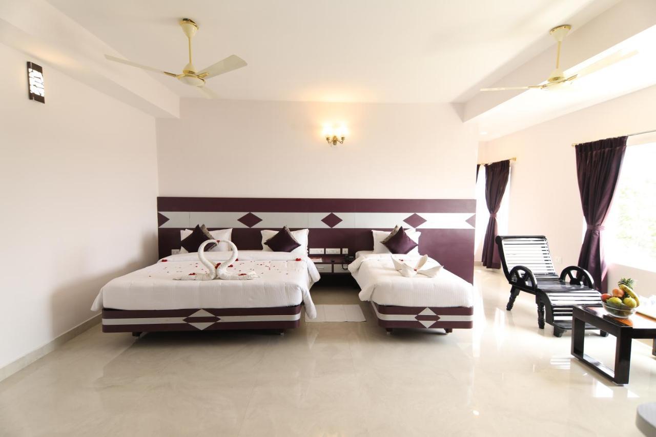 Sri Gnana Vedha Beach Residency Velankanni Ngoại thất bức ảnh