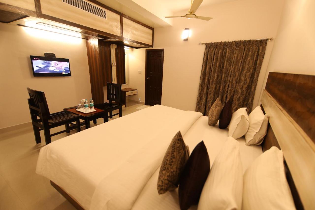 Sri Gnana Vedha Beach Residency Velankanni Ngoại thất bức ảnh