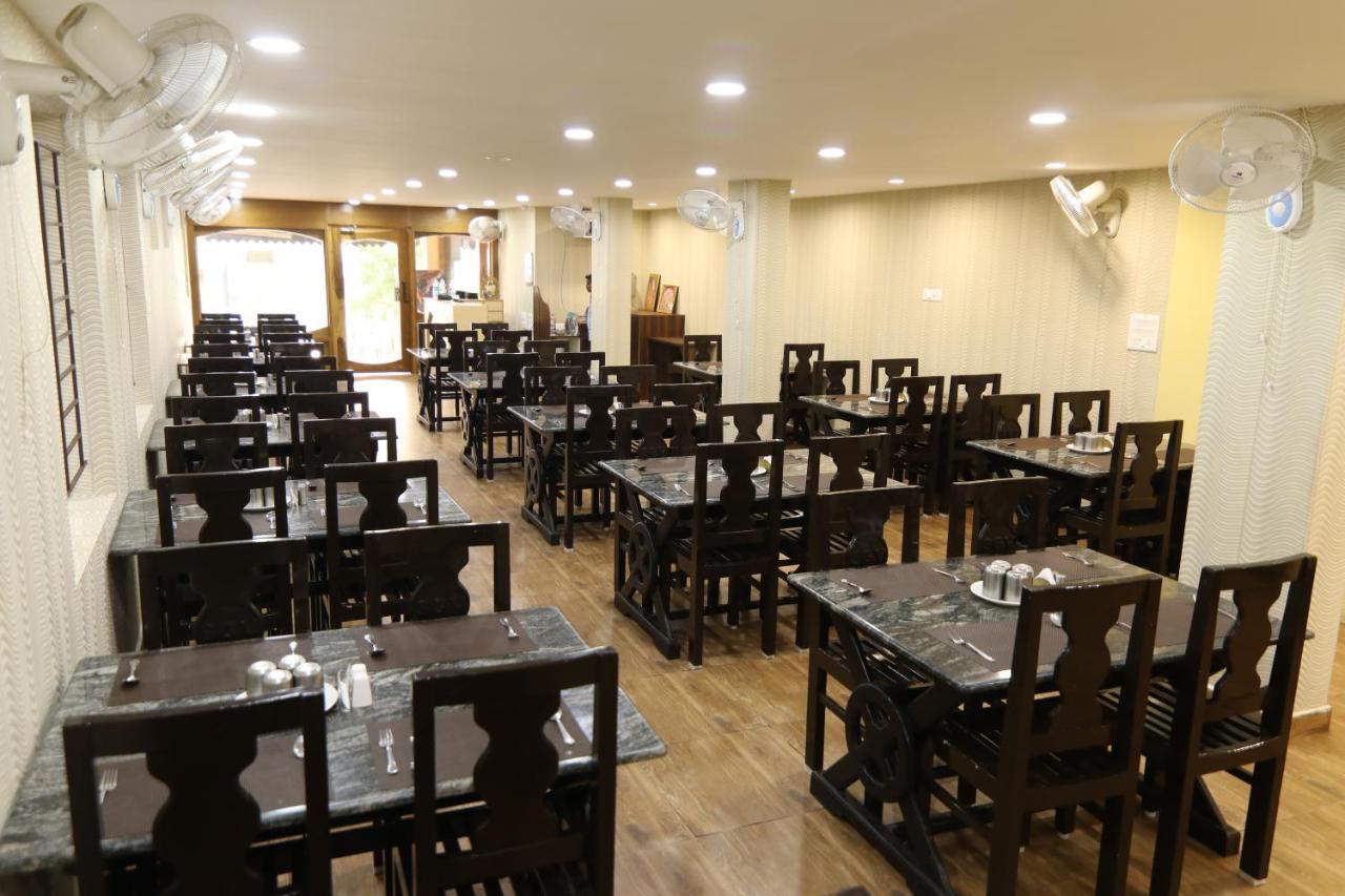 Sri Gnana Vedha Beach Residency Velankanni Ngoại thất bức ảnh